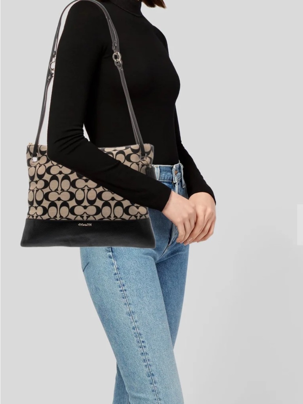 Coach Madison signature canvas shoulder bag nwot